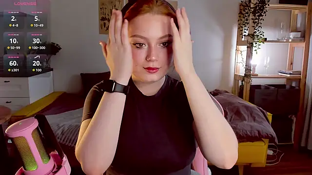 Snapshot of Sofy_Benson chatting on September 17, 8:34 am Sofy Benson online show from September 17, 8:34 am