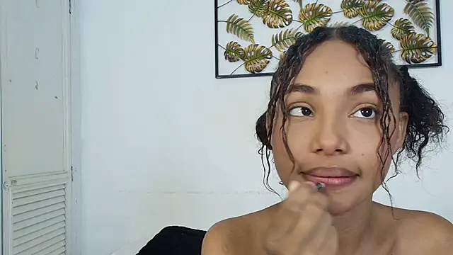 kristyl paez online show from October 15, 8:22 pm