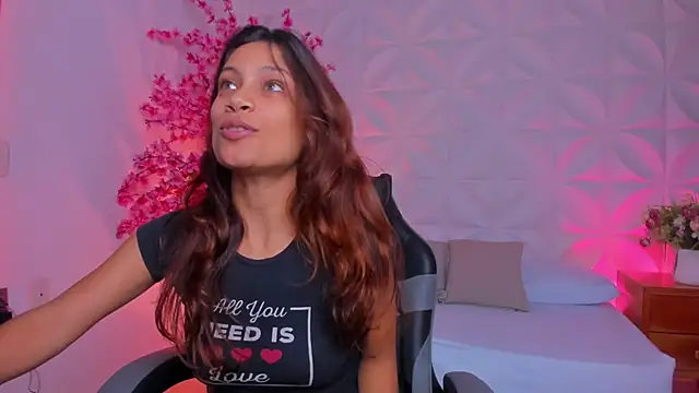 cora 22 online show from January 13, 12:53 pm