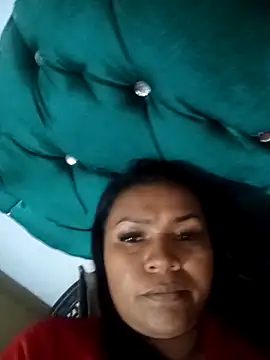 louise nails online show from May 17, 6:51 pm