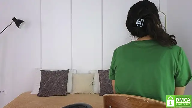 sexychanell 18 online show from October 17, 1:14 pm