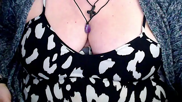 mayasmith online show from May 5, 6:44 pm