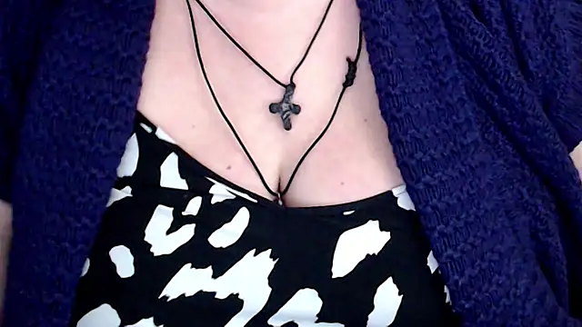 mayasmith online show from November 12, 7:23 pm