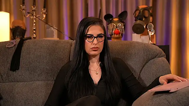 kelly kent online show from December 15, 10:59 pm