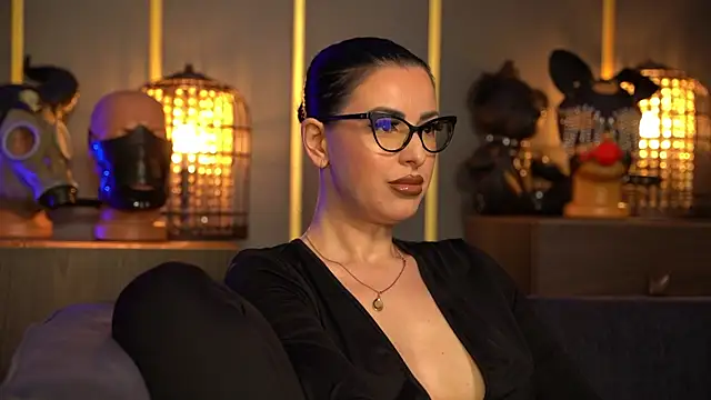 kelly kent online show from May 18, 8:37 pm