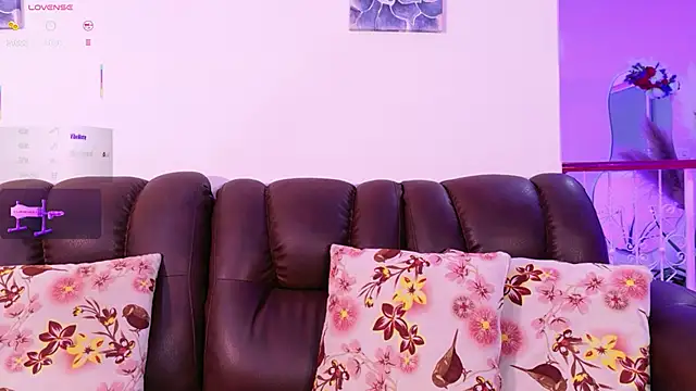 lara giraldo online show from May 18, 11:44 pm