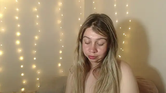 SweetSofty online show from May 13, 10:04 pm
