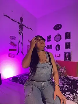 lucyferna online show from October 30, 5:10 am