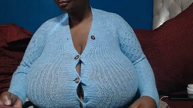CUTEFIRMMELONSS online show from May 25, 7:07 am