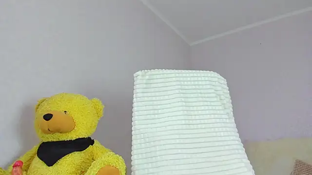 MISSBOOBS online show from October 8, 7:35 am