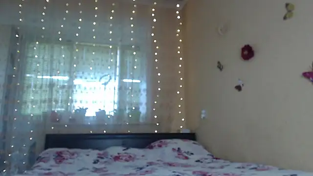 CumCpl online show from March 8, 7:45 am