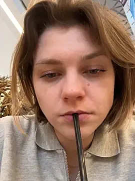 ValenciaShock online show from March 18, 6:51 am