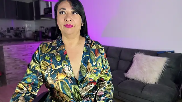 Karina Yang online show from May 15, 11:51 pm