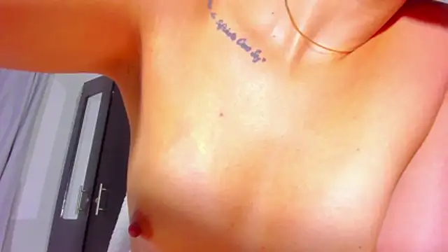 Stormeass online show from March 8, 2:04 am