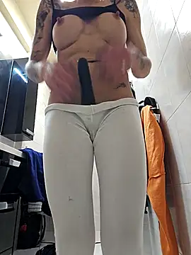 SARAHARD online show from December 23, 4:49 am