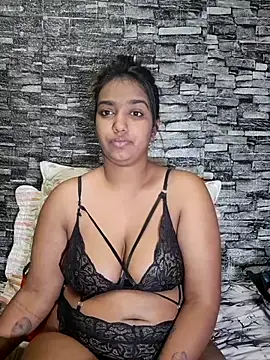 Xindias fantasyX online show from September 25, 7:55 pm