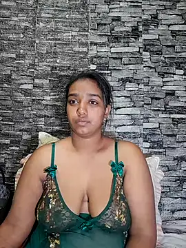 Xindias fantasyX online show from October 7, 6:45 pm
