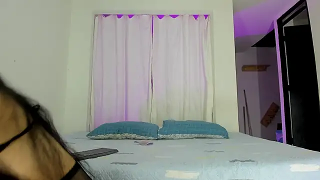 Fairycandyx online show from May 4, 7:01 am