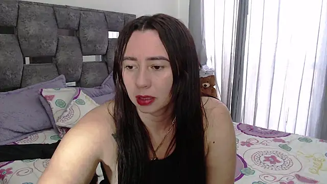 sara hott 1 online show from May 26, 8:19 pm