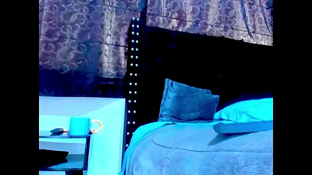 amareto queen online show from March 1, 6:29 pm