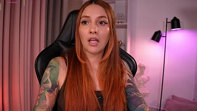 RedJasmine  online show from May 16, 11:26 pm