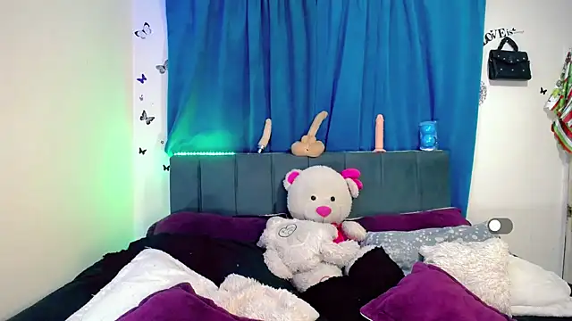anna dolls  online show from May 22, 5:27 am