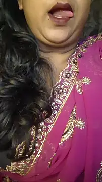 Snapshot of sassy_horny chatting on October 7, 10:14 pm sassy horny online show from October 7, 10:14 pm