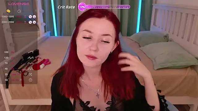 Snapshot of LissMoon chatting on October 1, 12:43 pm LissMoon online show from October 1, 12:43 pm