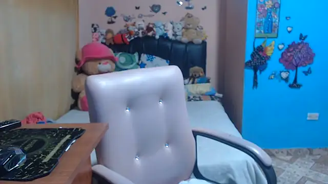 milfeddy  online show from May 8, 10:11 pm
