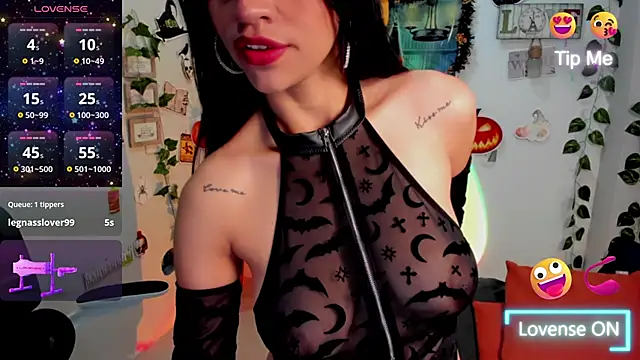 Julia-roberths online show from October 14, 1:57 pm