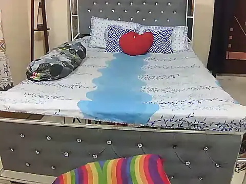 cutebengaligirl online show from October 10, 7:30 pm