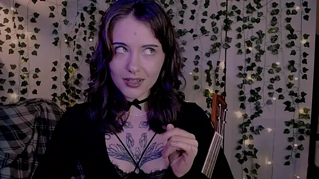 Snapshot of risha_laas chatting on September 25, 8:17 pm risha laas online show from September 25, 8:17 pm