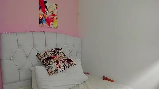 18candys online show from October 7, 10:36 pm