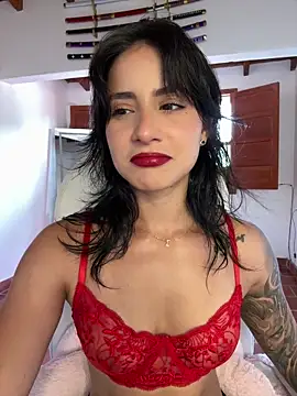 Ale Lewis online show from May 18, 7:09 pm