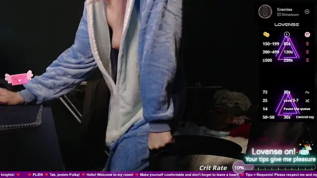 strawberry muffin online show from October 9, 5:28 pm