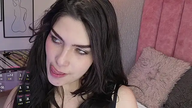 Alexa Thaylor  online show from May 8, 7:05 pm