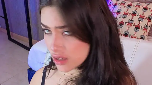 Alexa Thaylor  online show from May 23, 5:00 pm
