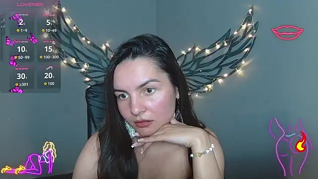 JasmineAsha online show from May 28, 6:39 pm