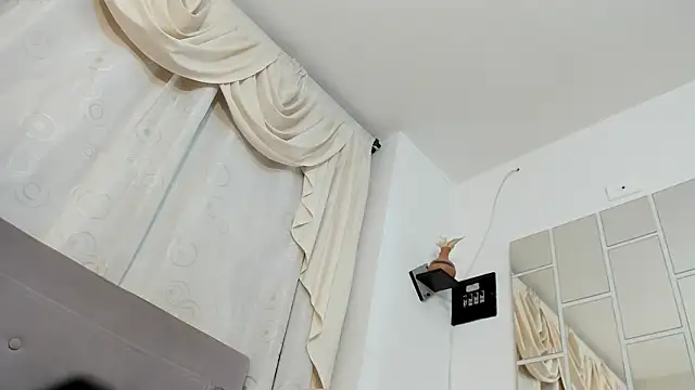 sarita loven online show from February 28, 5:40 am