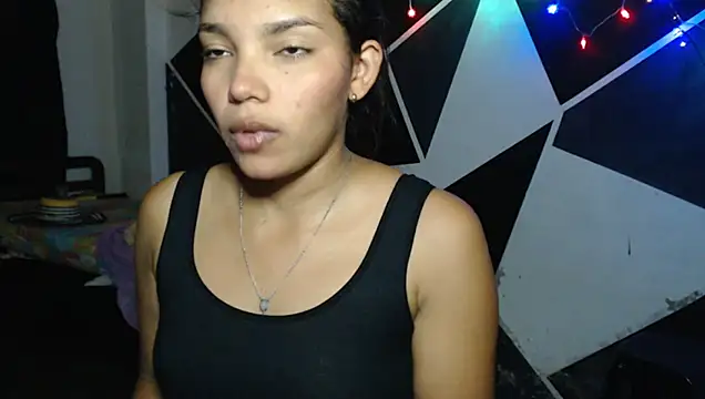 emilyharber online show from May 13, 4:13 pm