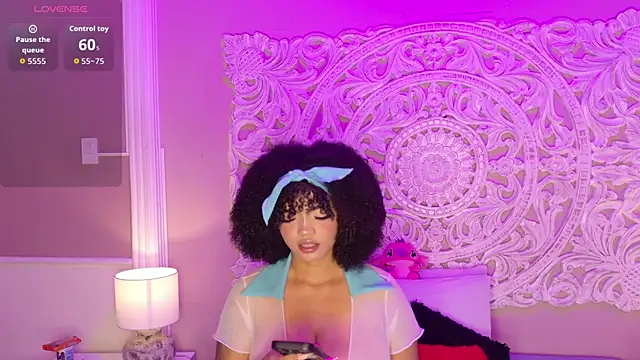 MalaikaBrown online show from May 21, 4:43 am