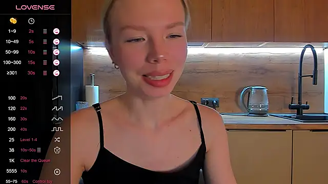 Olivia Bells online show from May 28, 9:12 pm