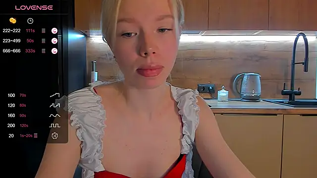 Olivia Bells online show from May 18, 9:21 pm