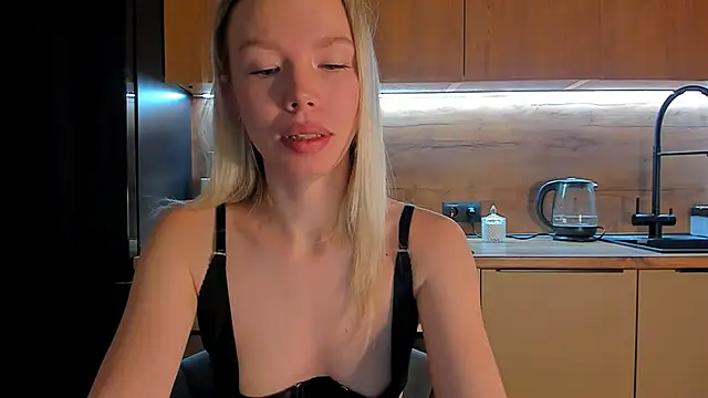 Olivia Bells online show from January 17, 10:28 pm