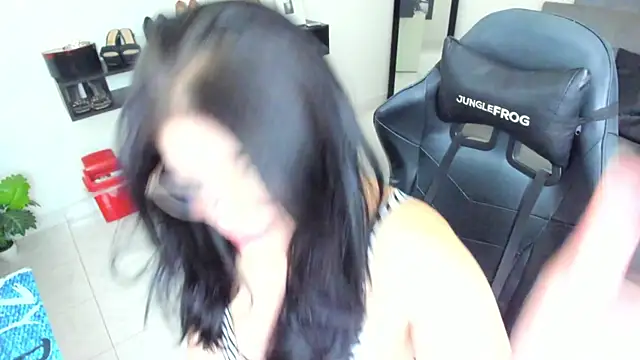 BellaFlaming online show from November 25, 11:23 am