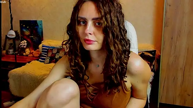 mia grantes online show from October 18, 10:11 pm