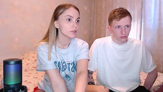 juliaanddima online show from May 6, 9:24 am