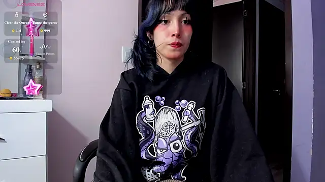 Room312  online show from May 16, 3:22 pm