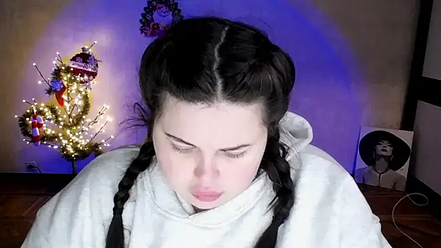 Emily Mo online show from January 15, 6:41 am