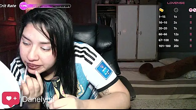 DanelyLopez online show from May 20, 3:03 am